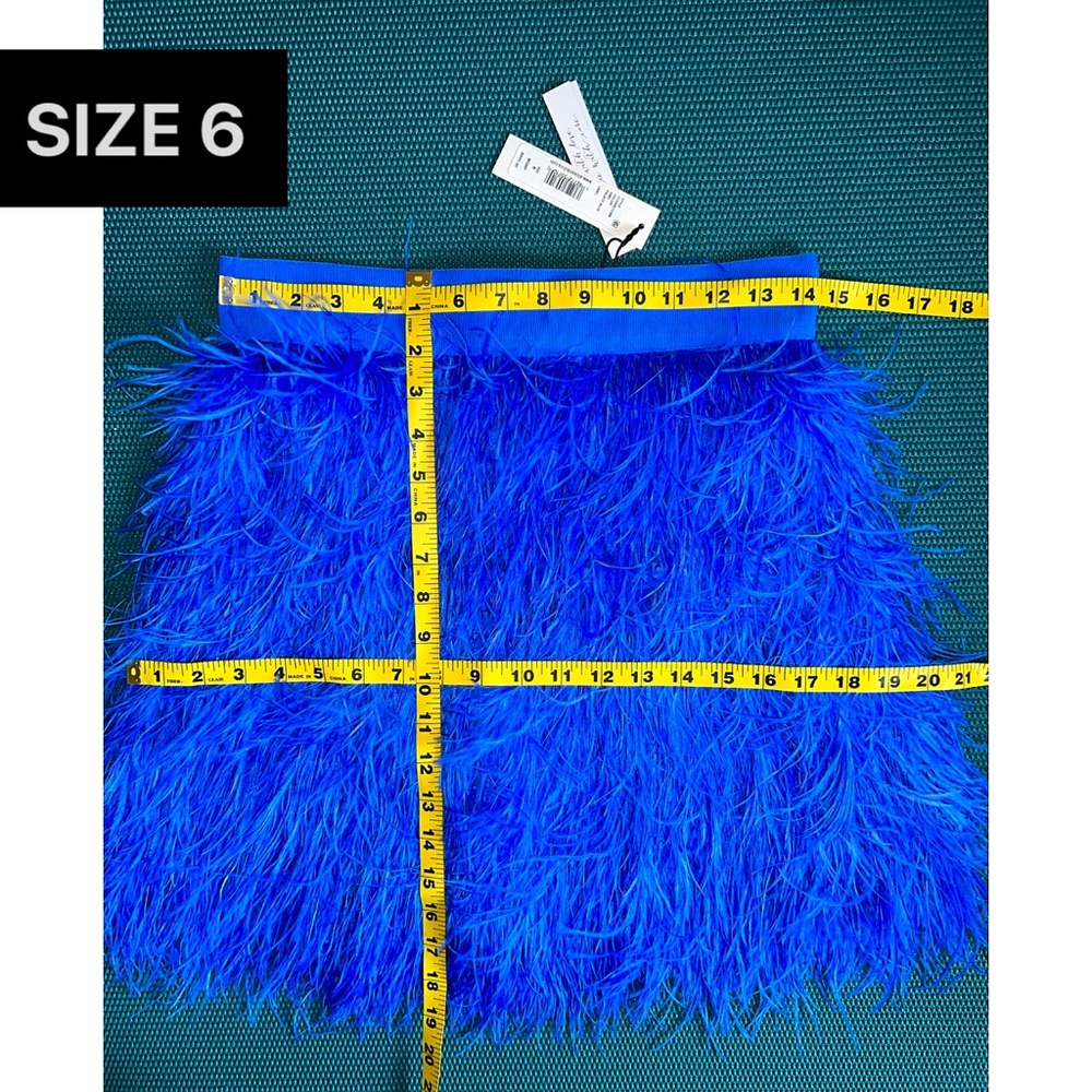 Alice + Olivia Cina Blue Ostrich Feather Mini Skirt - Picture 14 of 17